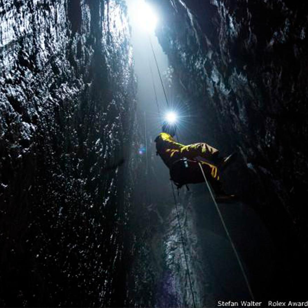 ➩ SANJUANITA Mineral que abunda en las cuevas de los Tepuyes ➩